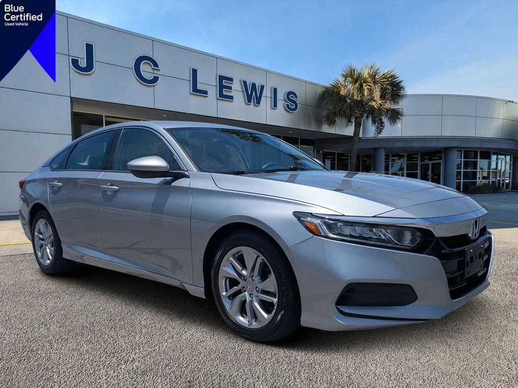 Certified Used 2019 Lunar Silver Metallic Honda LX image 1
