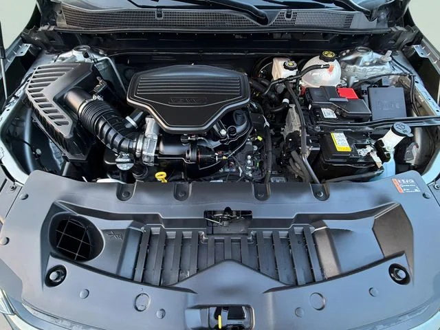 Used 2023 Gray Chevrolet RS image 28