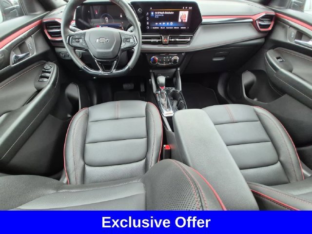 Used 2025 Sterling Gray Metallic Chevrolet RS image 26