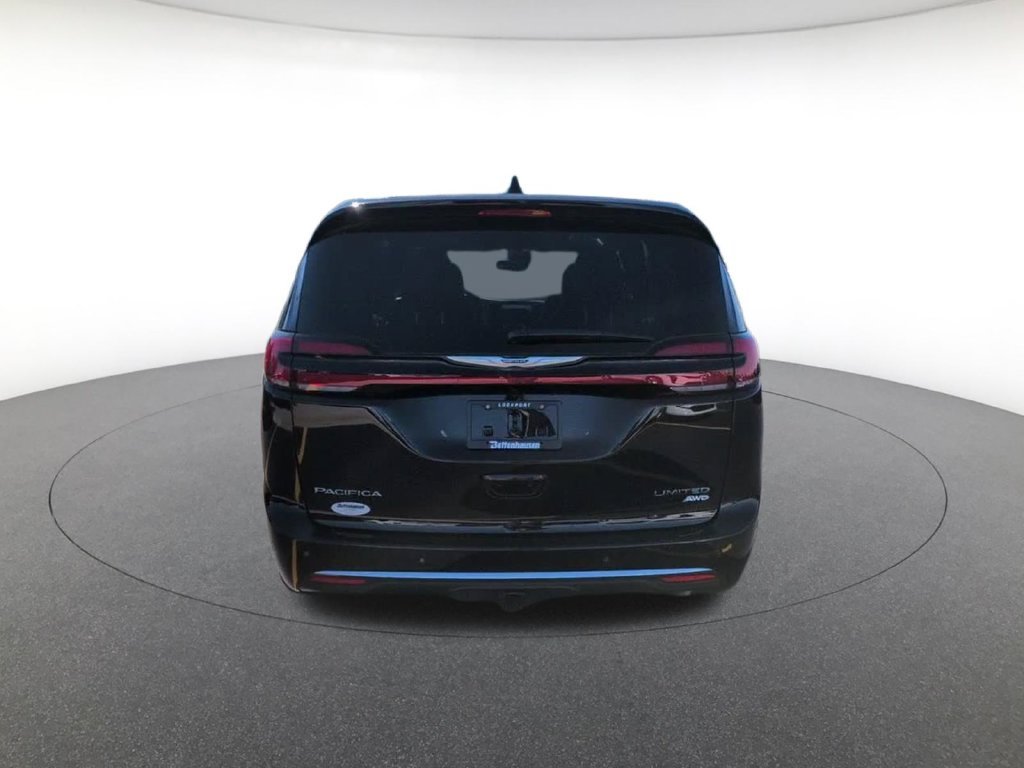 New 2026 Diamond Black Crystal Pearl-Coat Exterior Paint Chrysler Limited image 7