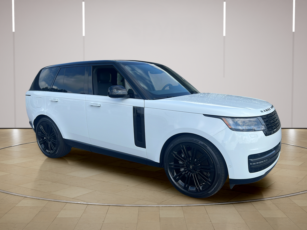 New 2027 White Land Rover SE image 9