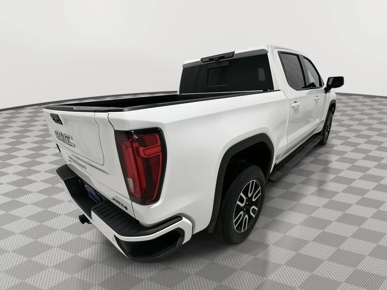 Used 2023 SUMMIT WHITE GMC AT4 image 5