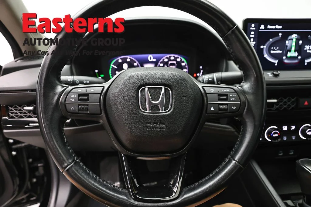 Used 2024 Black Honda EX-L image 10