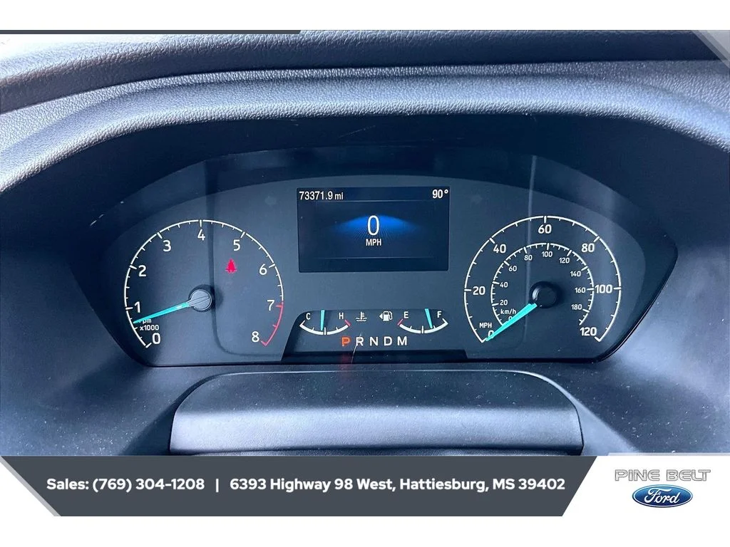 Used 2023 Oxford White Ford XLT image 14