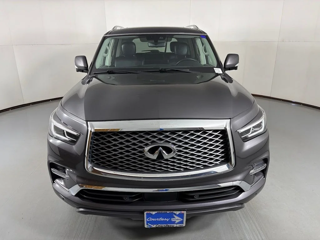 Used 2024 Gray INFINITI LUXE image 3