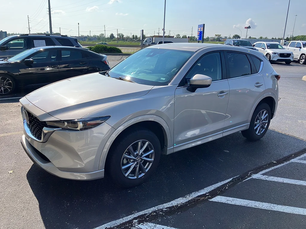 Used 2025 Platinum Quartz Metallic Mazda 2.5 S Select image 3