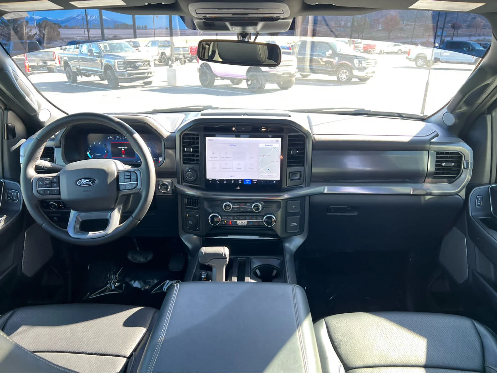 Used 2025 Space White Metallic Ford LARIAT image 25