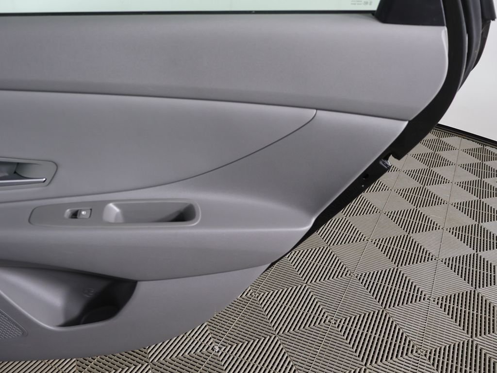 2024 Hyundai Elantra SEL - Photo 25