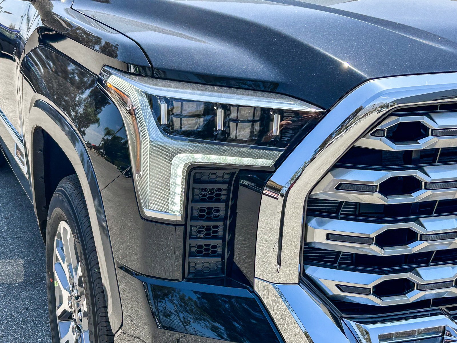 2026 Toyota Tundra 1794 Edition - Photo 4
