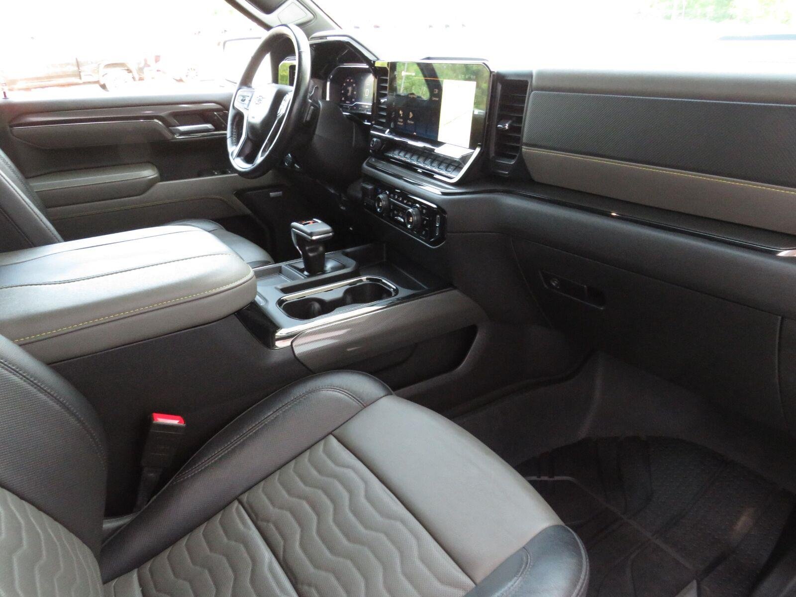 Used 2024 Slate Gray Metallic Chevrolet ZR2 image 27