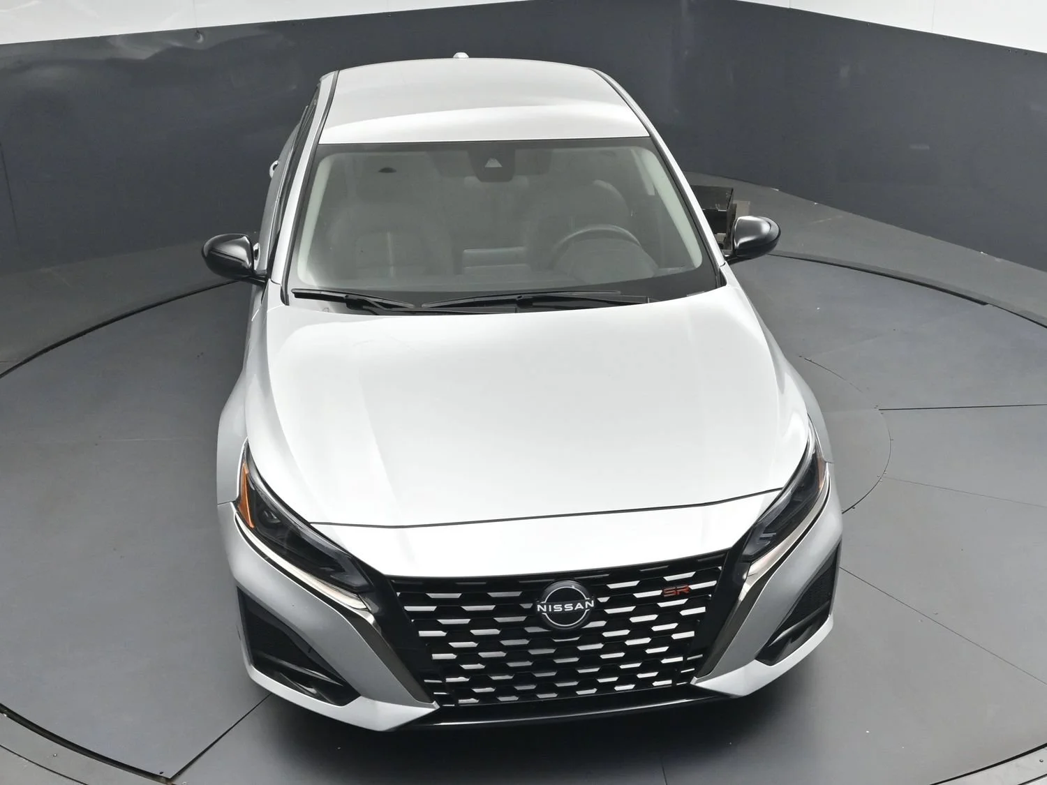 Certified Used 2025 Brilliant Silver Metallic Nissan SR image 29