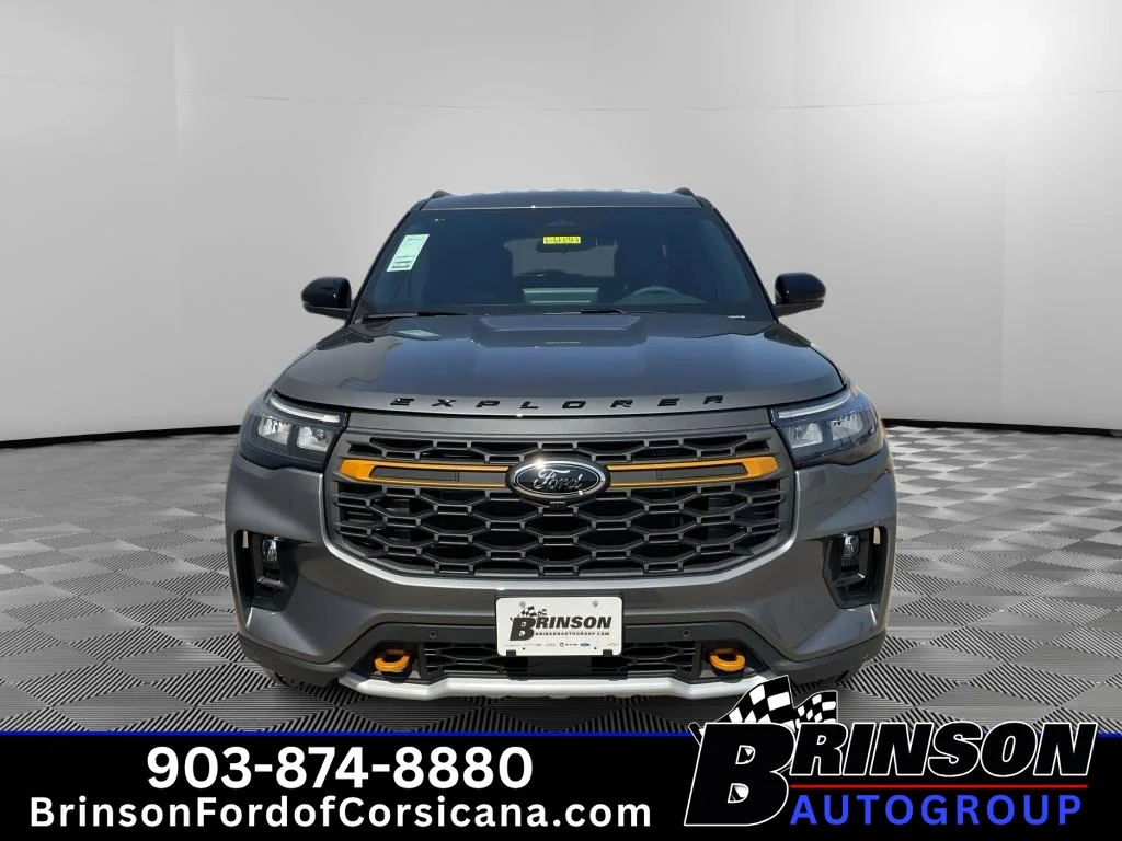 New 2026 Gray Ford Tremor image 2