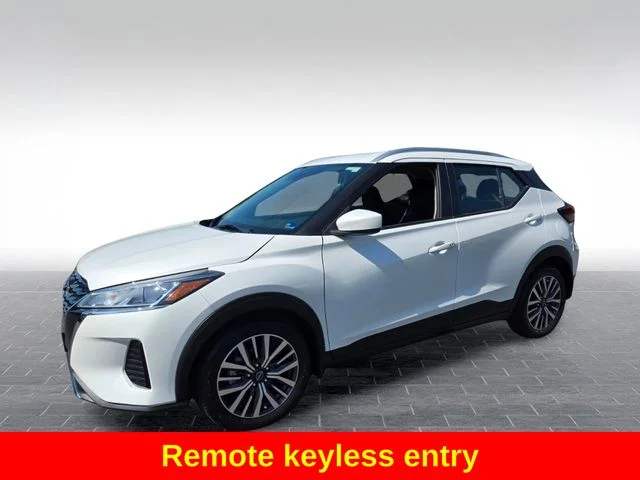Used 2024 White Nissan SV image 4