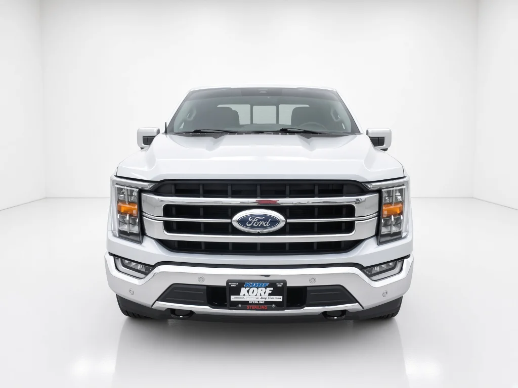 Used 2021 Space White Metallic Ford LARIAT image 3