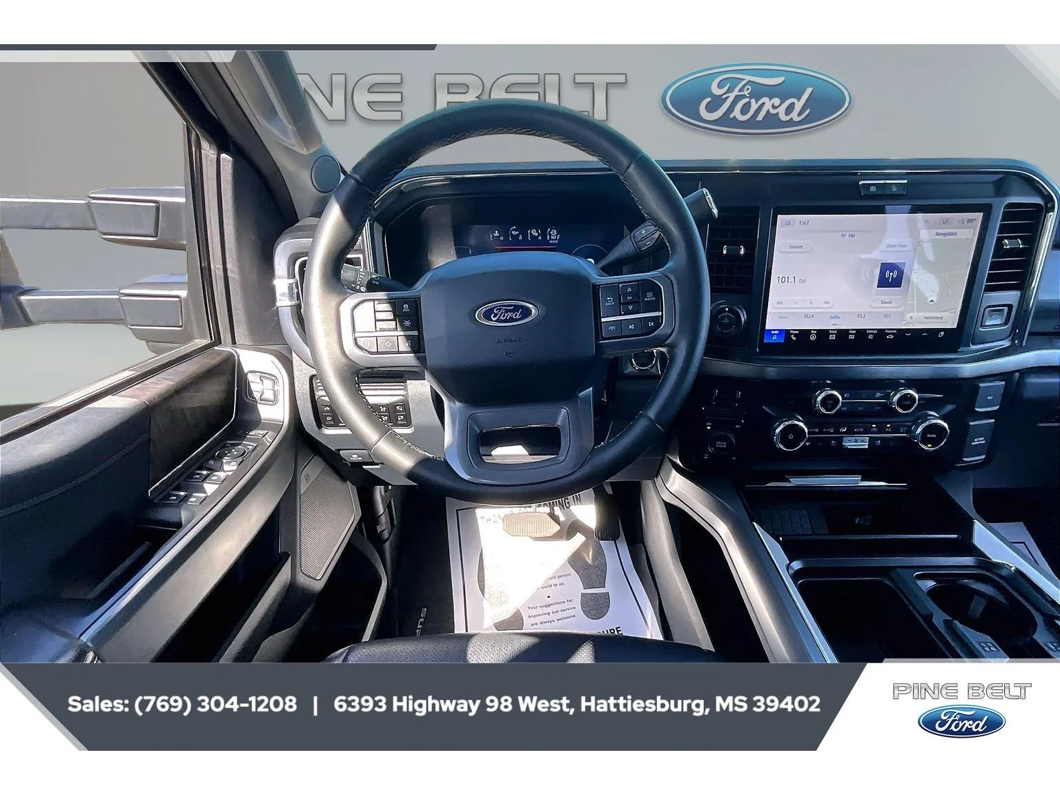 Used 2025 Avalanche Ford LARIAT image 5