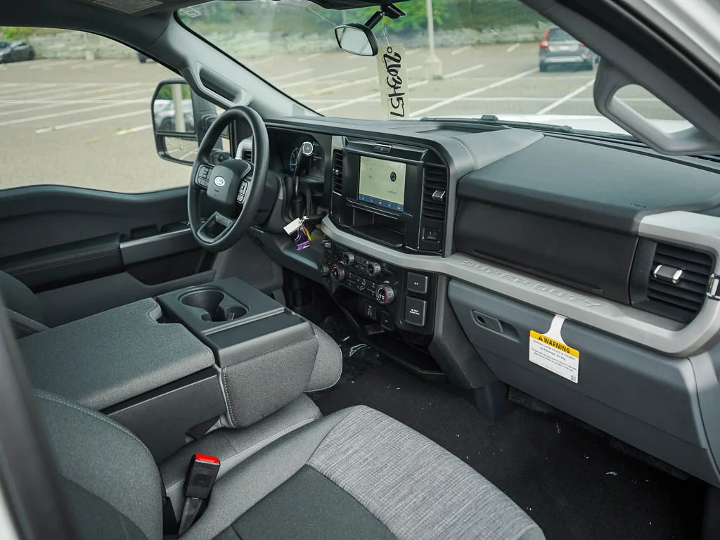 New 2026 Oxford White Ford F-350® XLT image 10