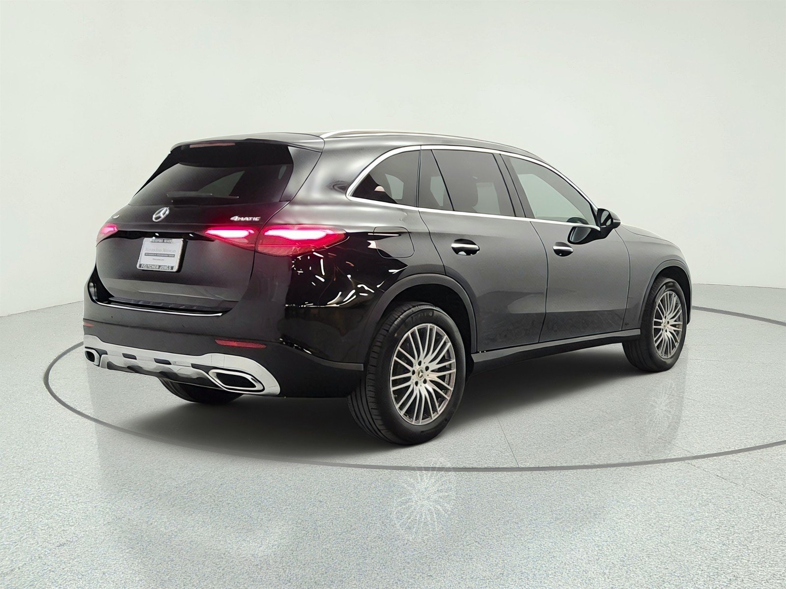 Used 2024 Black Mercedes-Benz GLC 300 4MATIC® SUV image 5