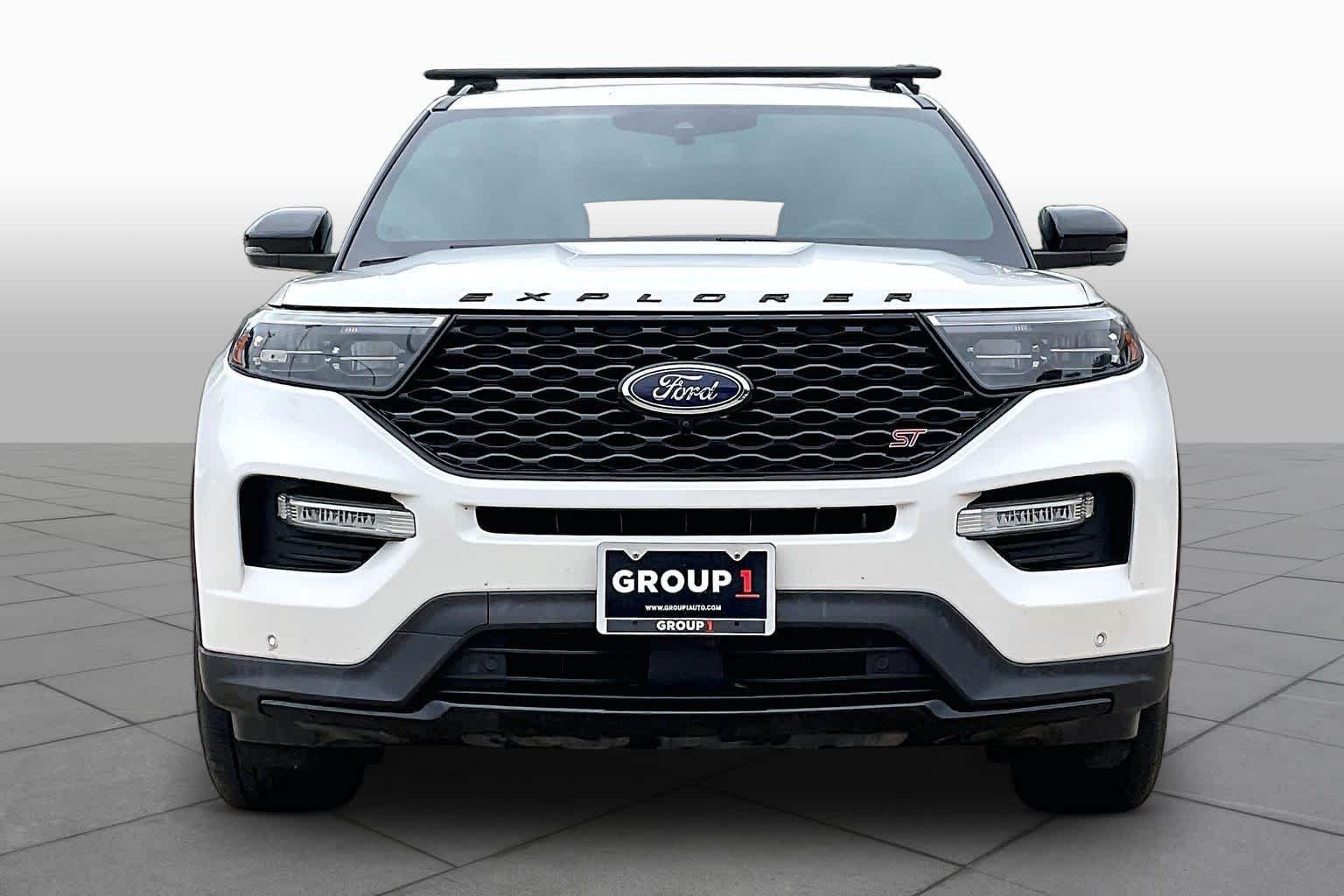 Used 2020 Star White Metallic Tri-Coat Ford ST image 4