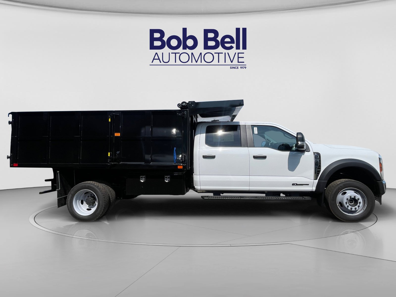 New 2026 Oxford White Ford F-550® XL image 6