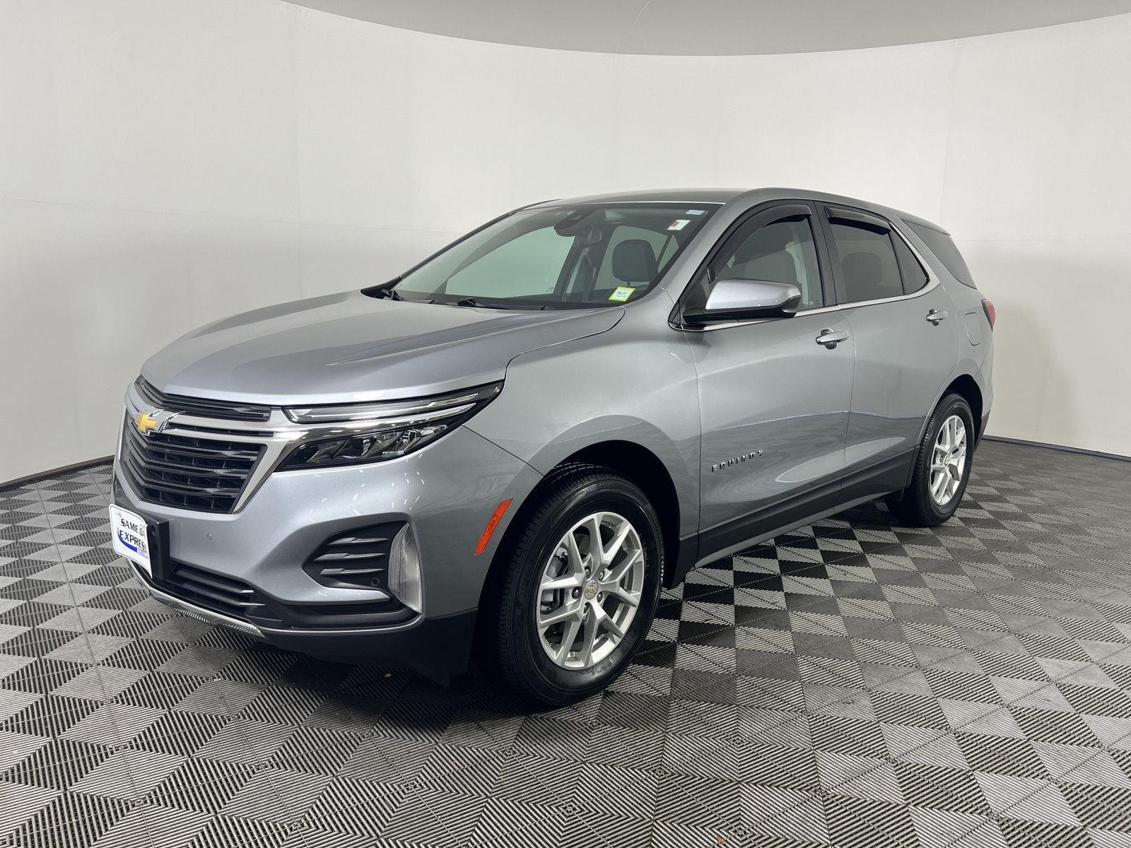 Used 2024 Sterling Gray Metallic Chevrolet LT image 29