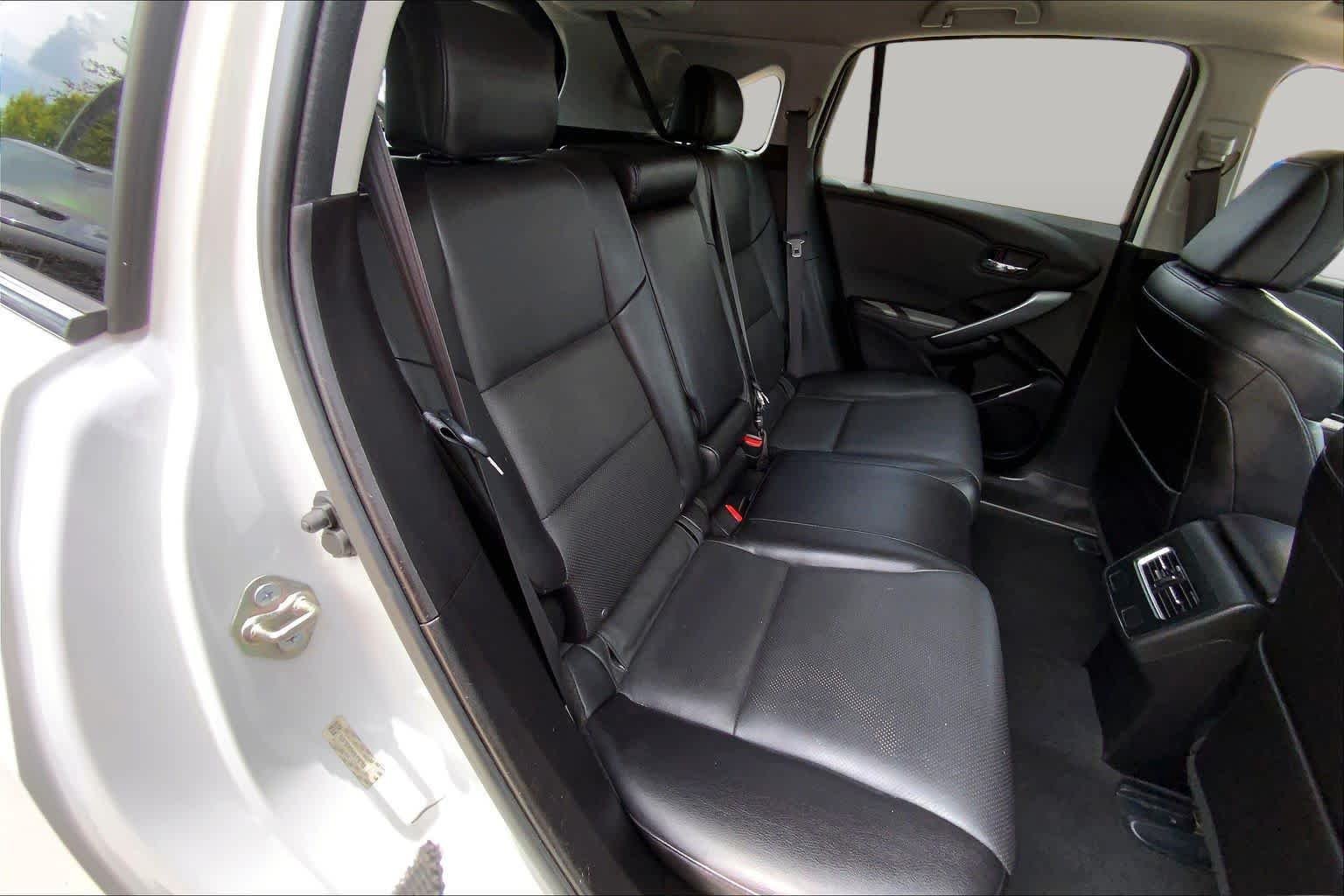 Used 2017 White Diamond Pearl Acura w/Technology Pkg image 21