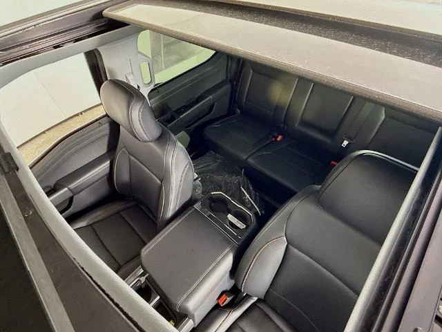 New 2026 Carbonized Gray Metallic Ford F-250® Lariat® image 57