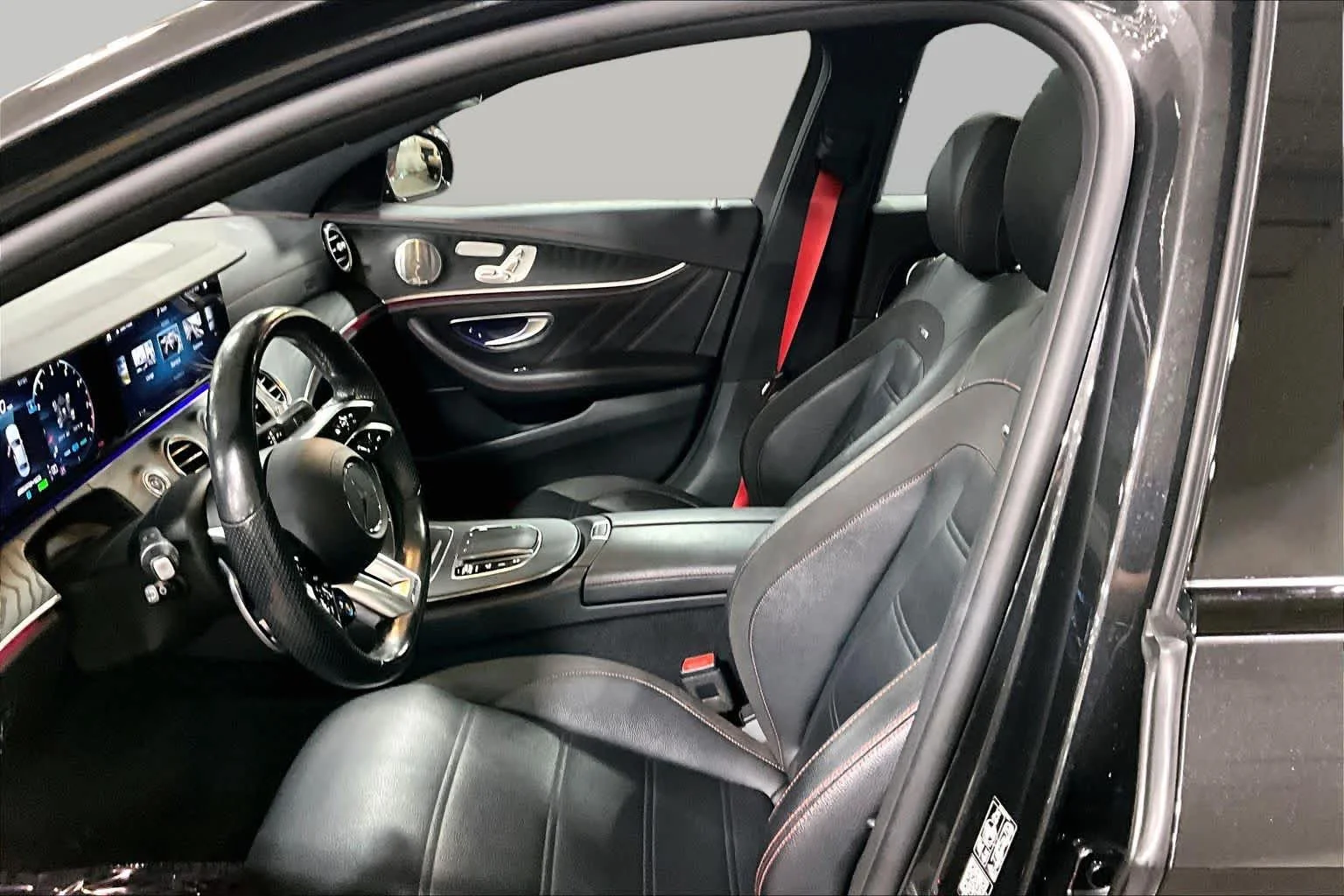 Used 2022 Graphite Grey Metallic Mercedes-Benz AMG® E 53 image 8