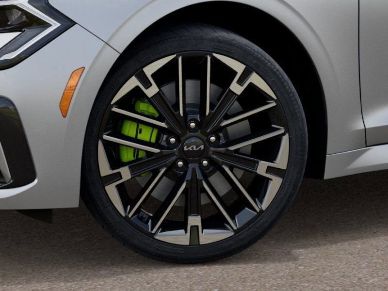 2026 Kia K5 GT - Photo 8