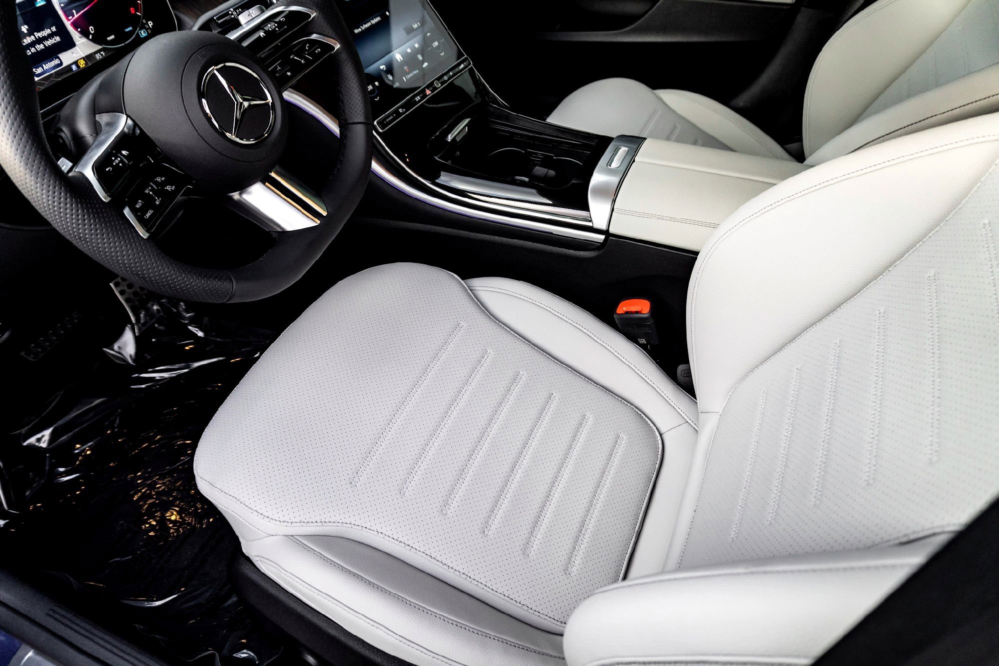 New 2026 Starling Blue Metallic Mercedes-Benz C 300 image 31