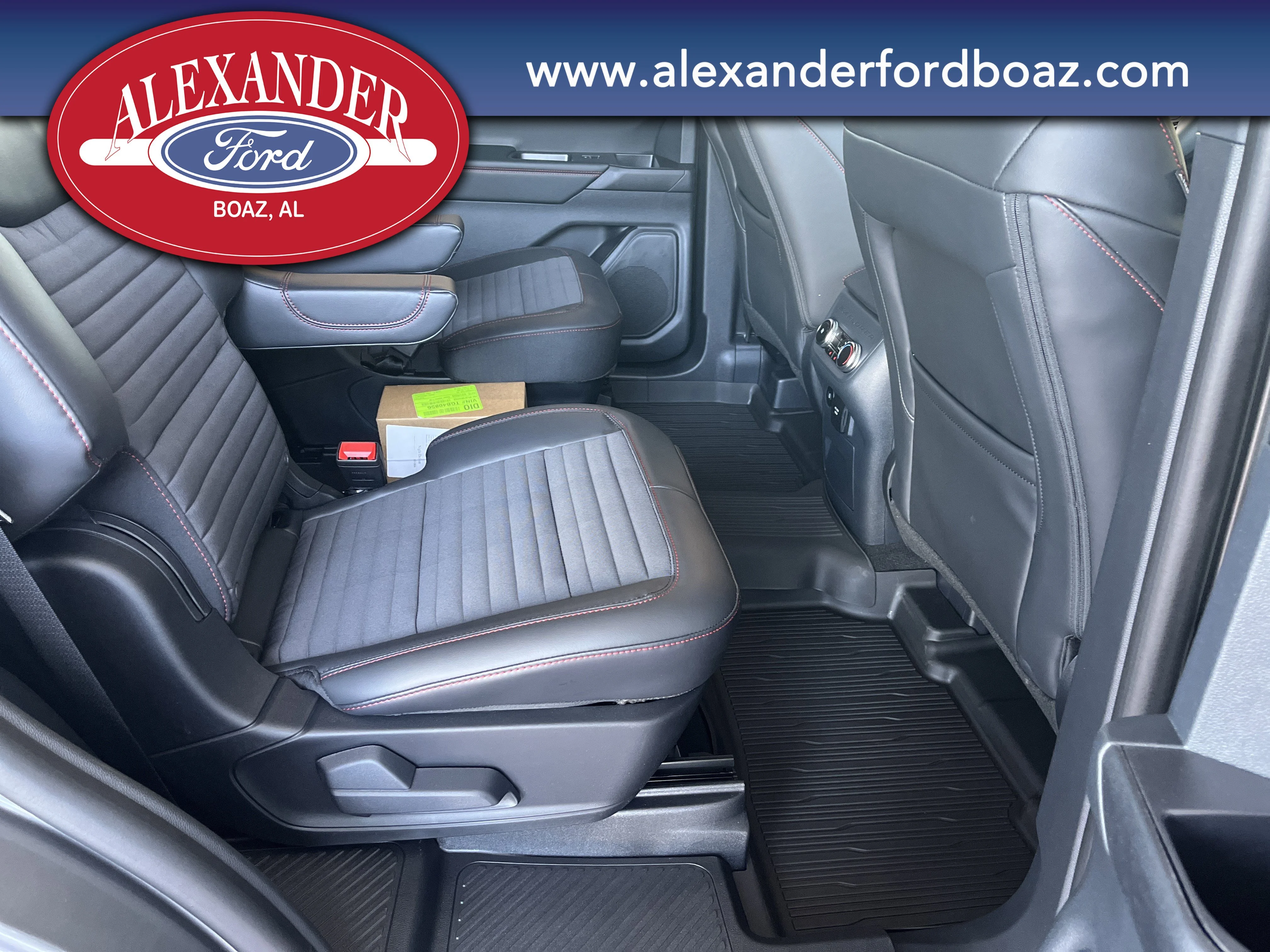 New 2026 Carbonized Gray Metallic Ford ST-Line image 18