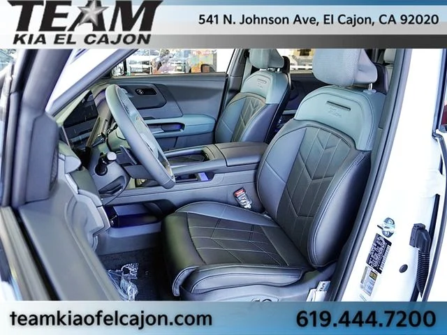 New 2027 White Kia X-Line SX image 20