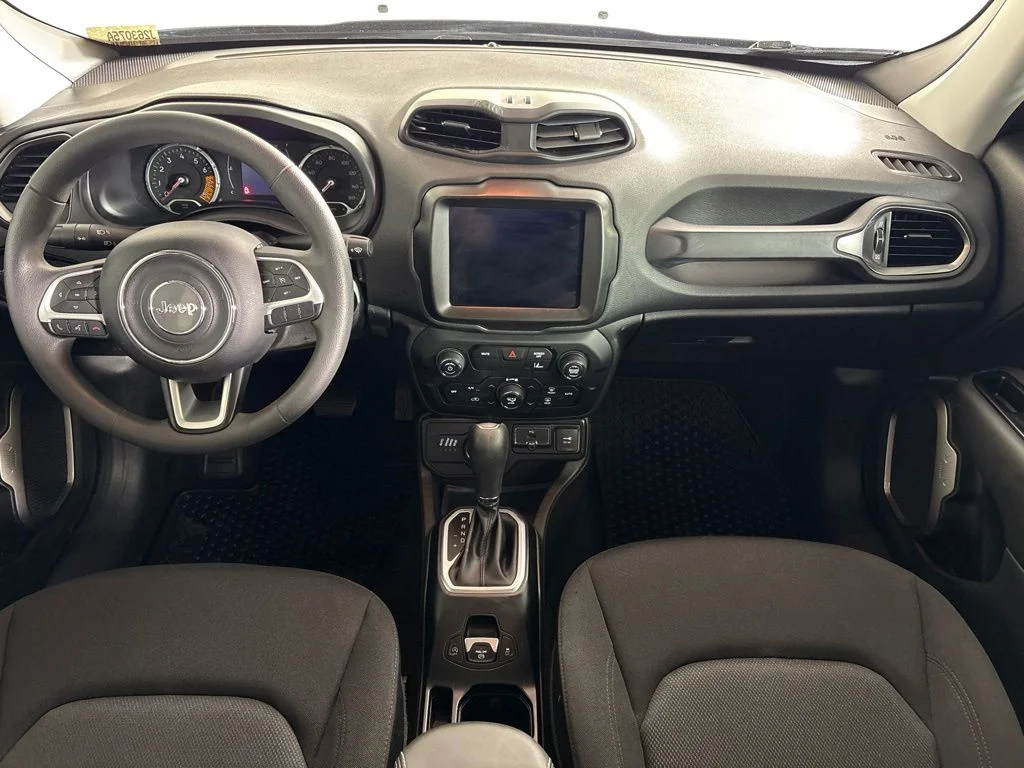 Used 2023 Blue Jeep Latitude image 13