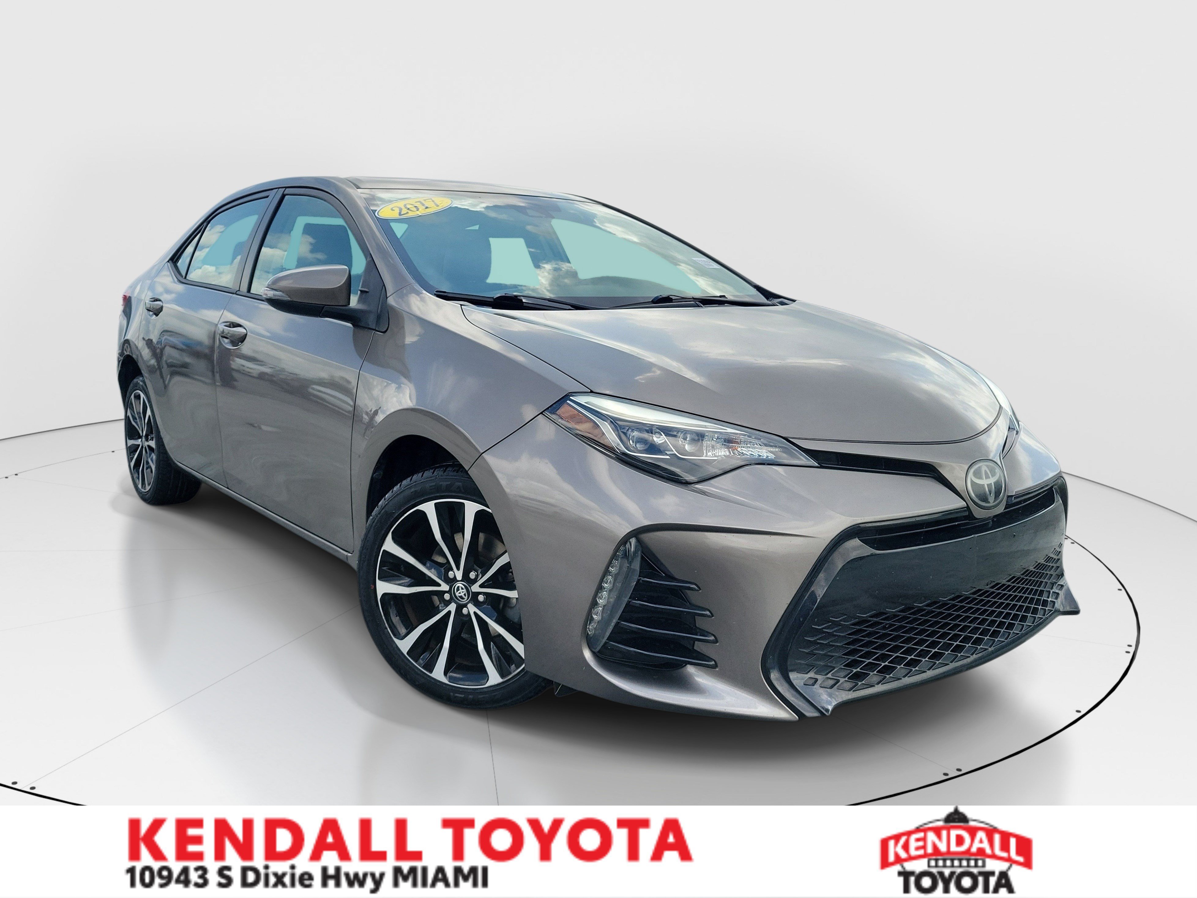 Used 2017 Gray Toyota L image 1