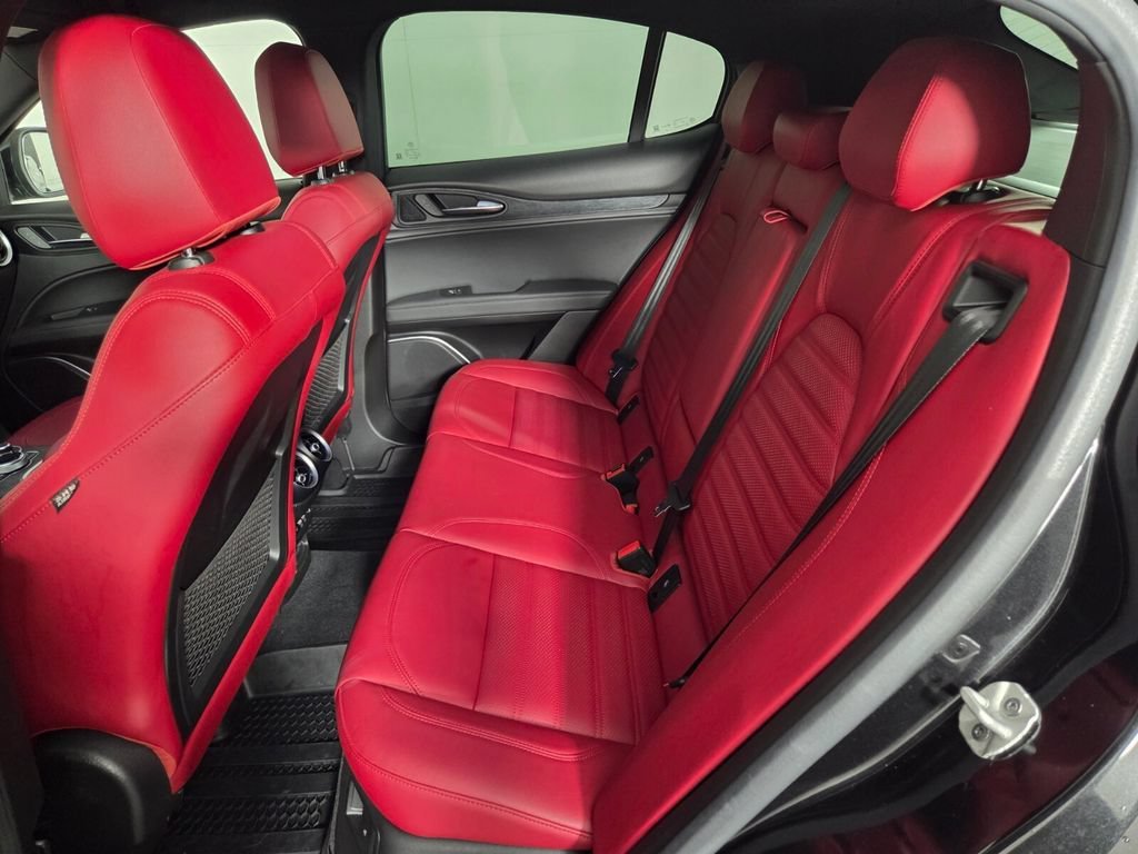 2023 Alfa Romeo Stelvio Sprint - Photo 22