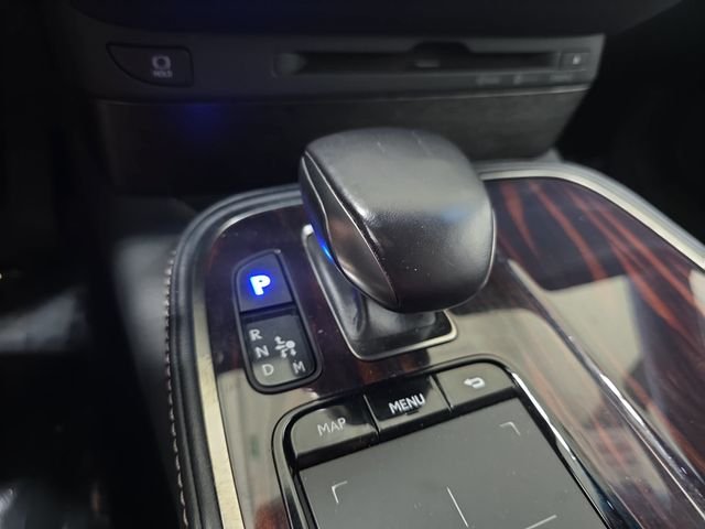 Used 2018 Silver Lexus 500 Base image 24