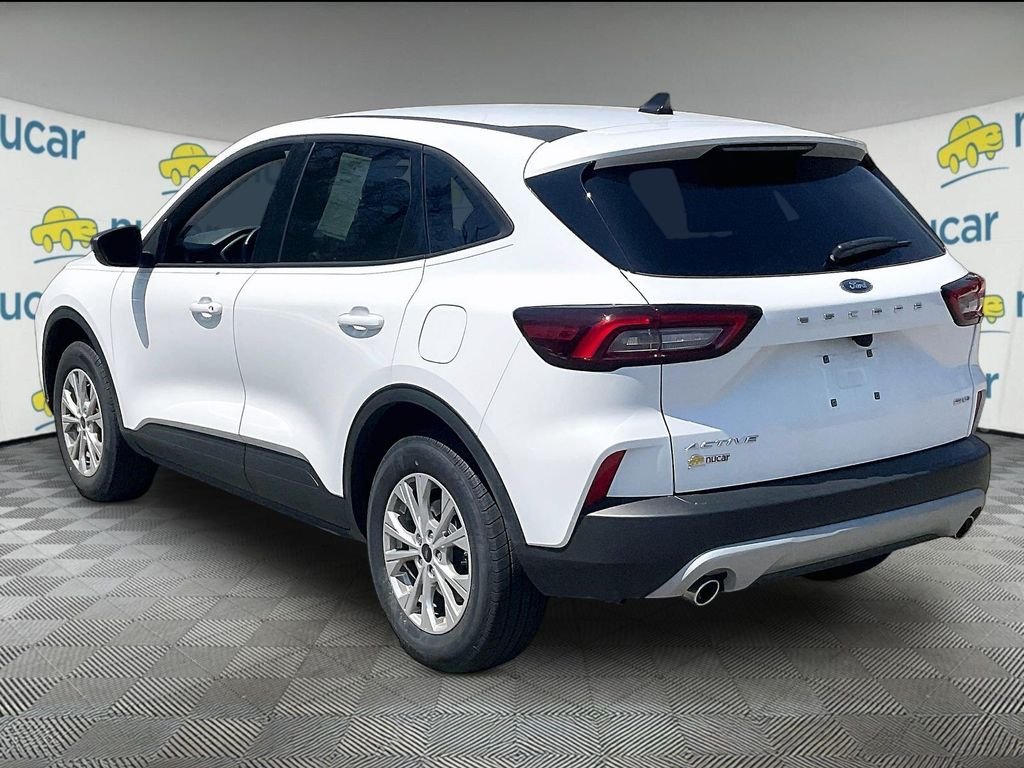 Used 2025 White Ford Active image 4