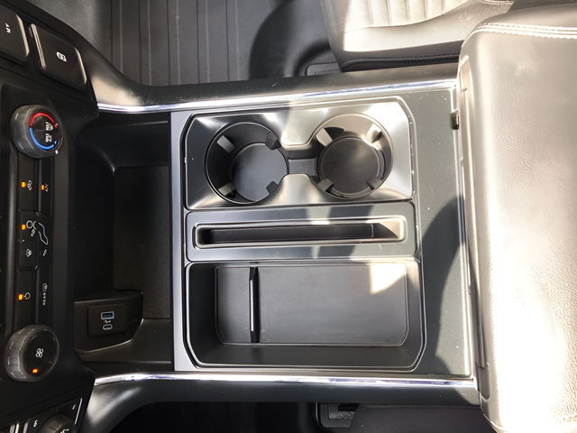 Used 2023 White Ford XL image 19