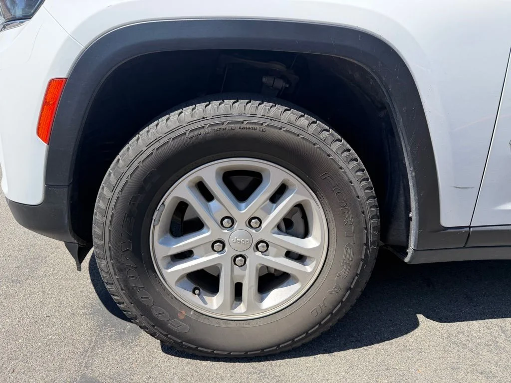 Certified Used 2023 White/off-white Jeep Laredo image 6