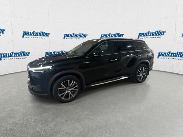 Used 2023 Black INFINITI Sensory image 6