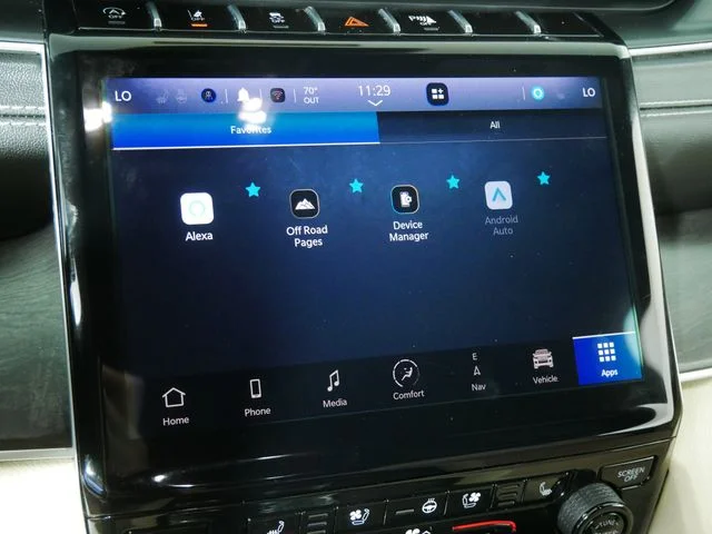 Used 2023 Silver Jeep Limited image 29
