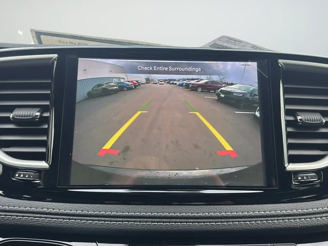 2026 Chrysler Pacifica Select - Photo 18