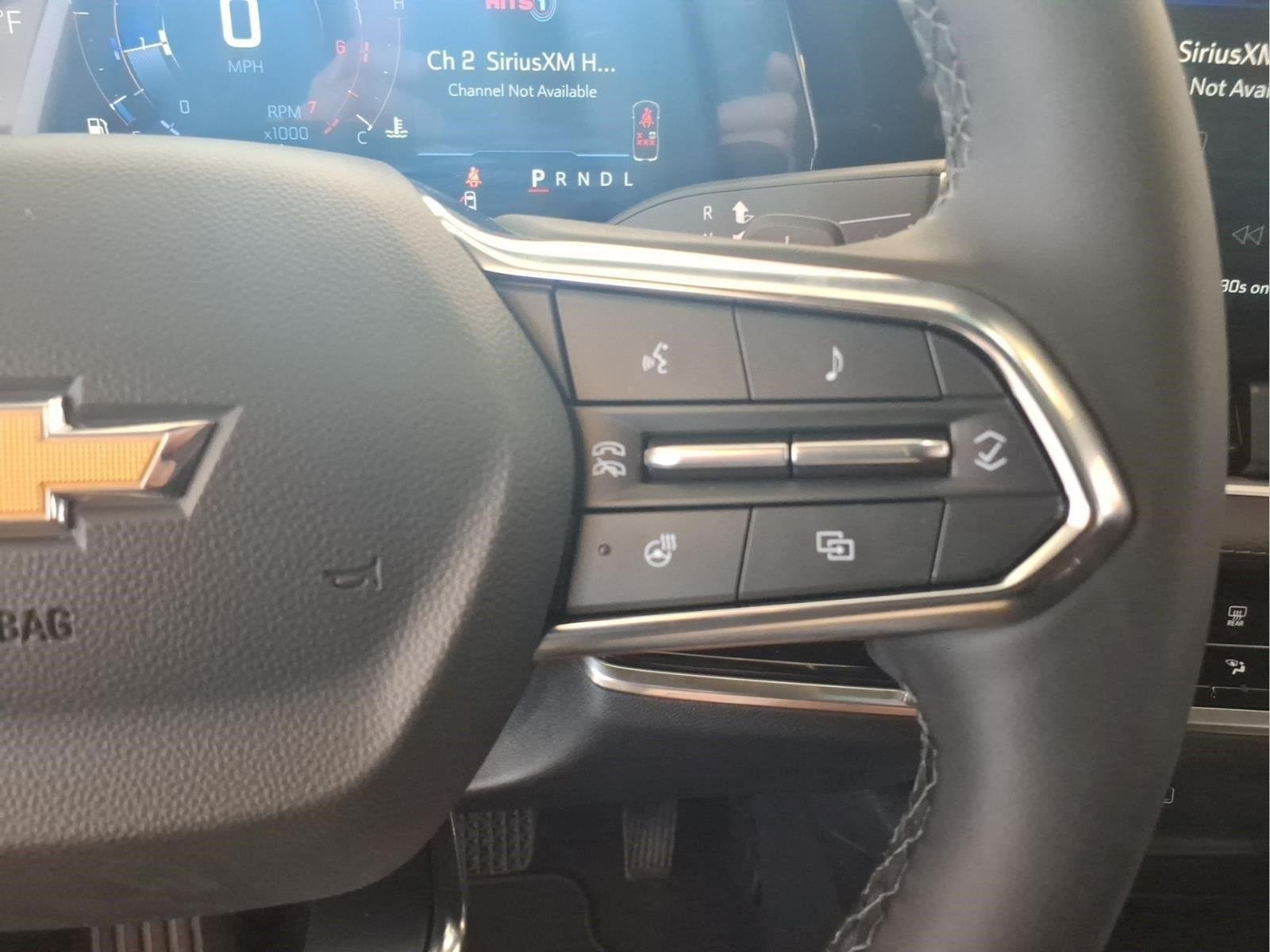 New 2027 Summit White Chevrolet LT image 19