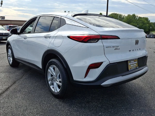 New 2026 Summit White Buick Preferred image 4