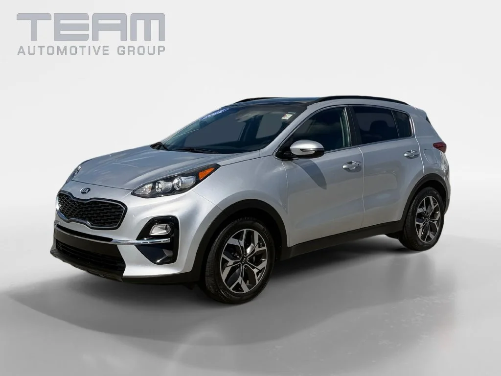 Used 2022 Silver Kia EX image 3