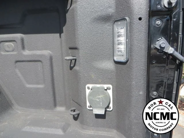 Used 2021 Black GMC AT4 image 15