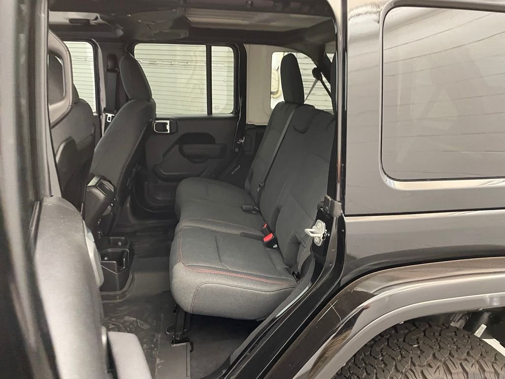 New 2025 Black Clear-Coat Exterior Paint Jeep Rubicon image 17