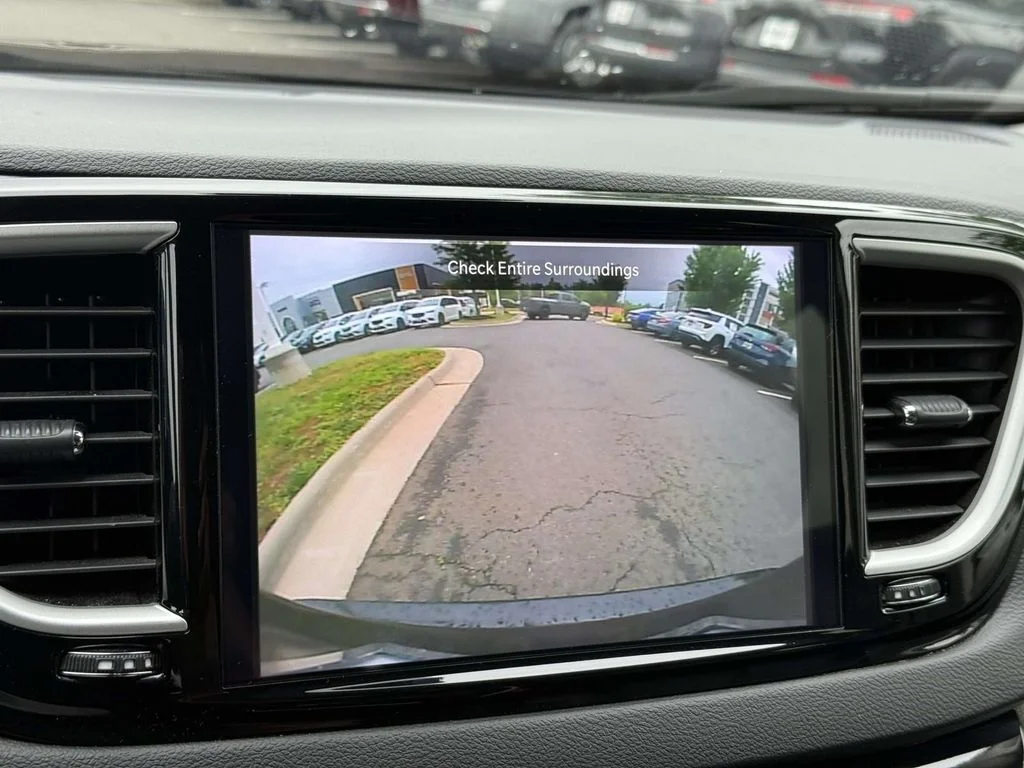 Used 2024 Black Chrysler Touring L image 28
