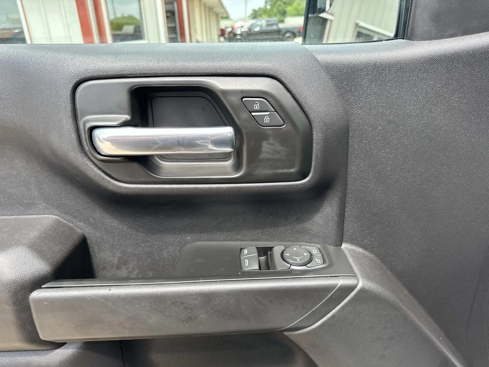 Used 2025 Summit White Chevrolet Work Truck image 18