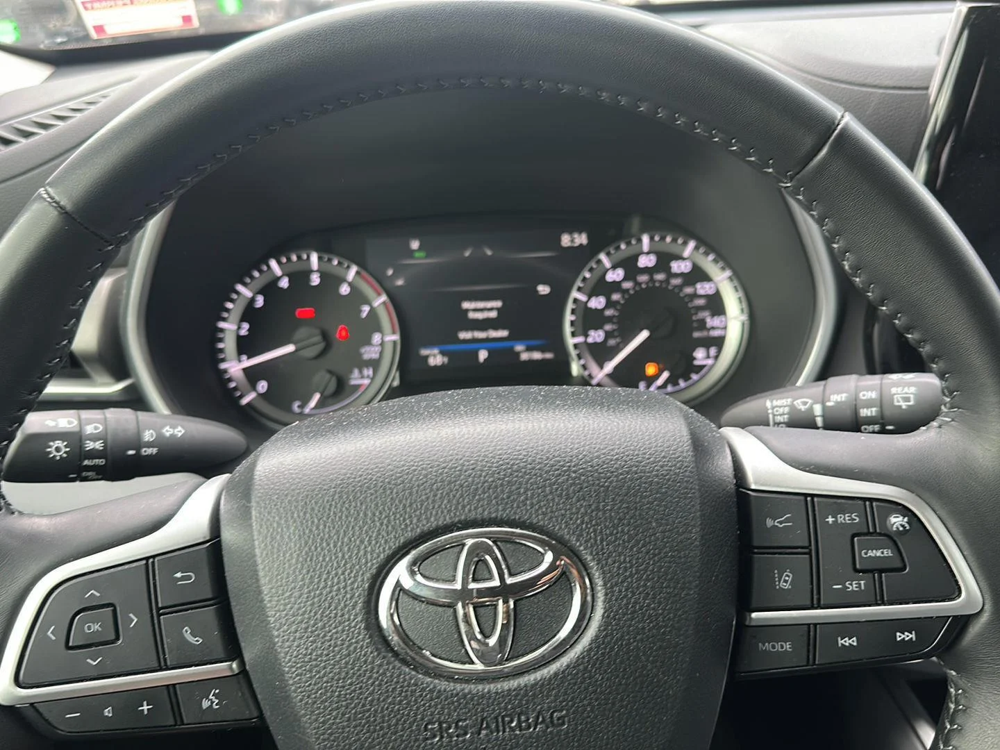 Used 2023 Midnight Black Metallic Toyota XLE image 17