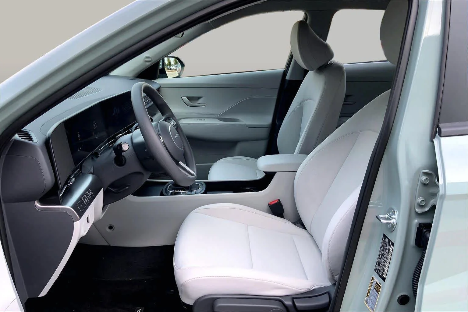 Used 2026 Mirage Green Hyundai SE image 8